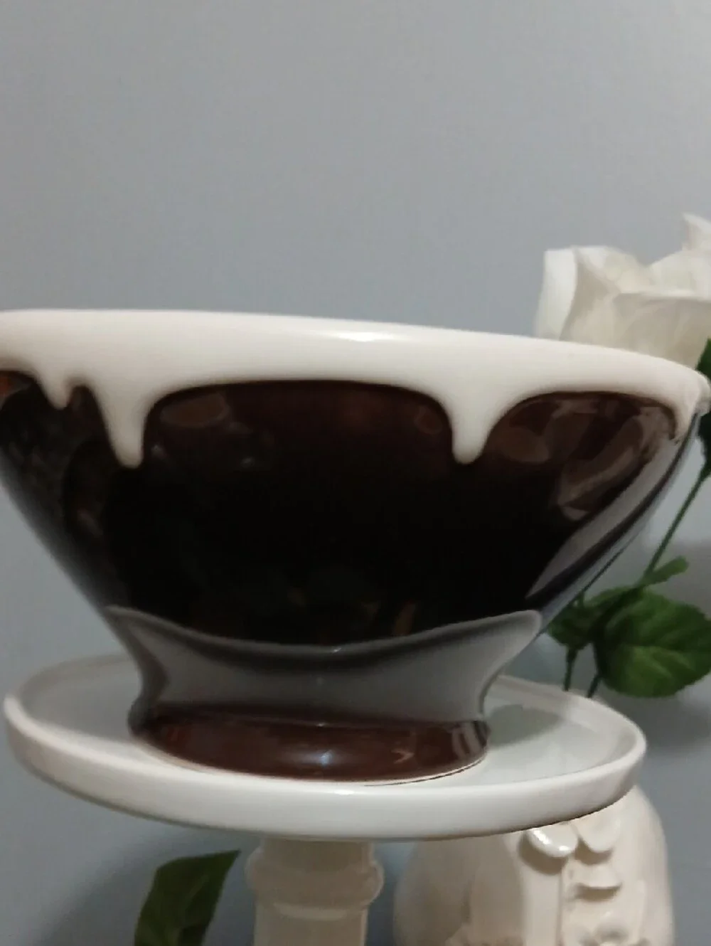 Pottery Barn Chocolate Ceramic Dessert Bowl Brown & White Drip